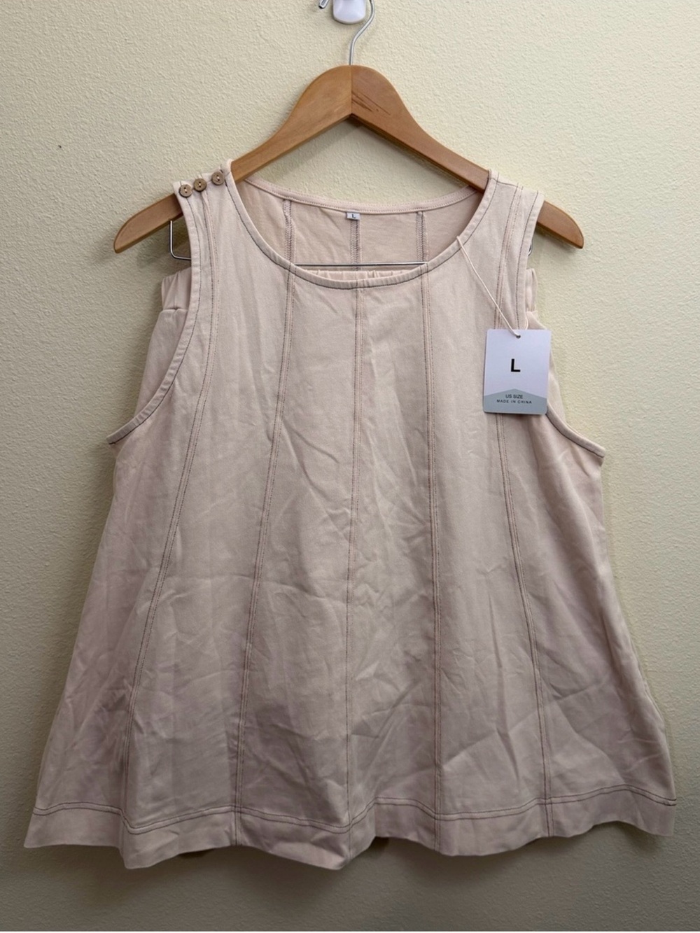 NWT Sleeveless Cream Panel Stitch 2 piece set